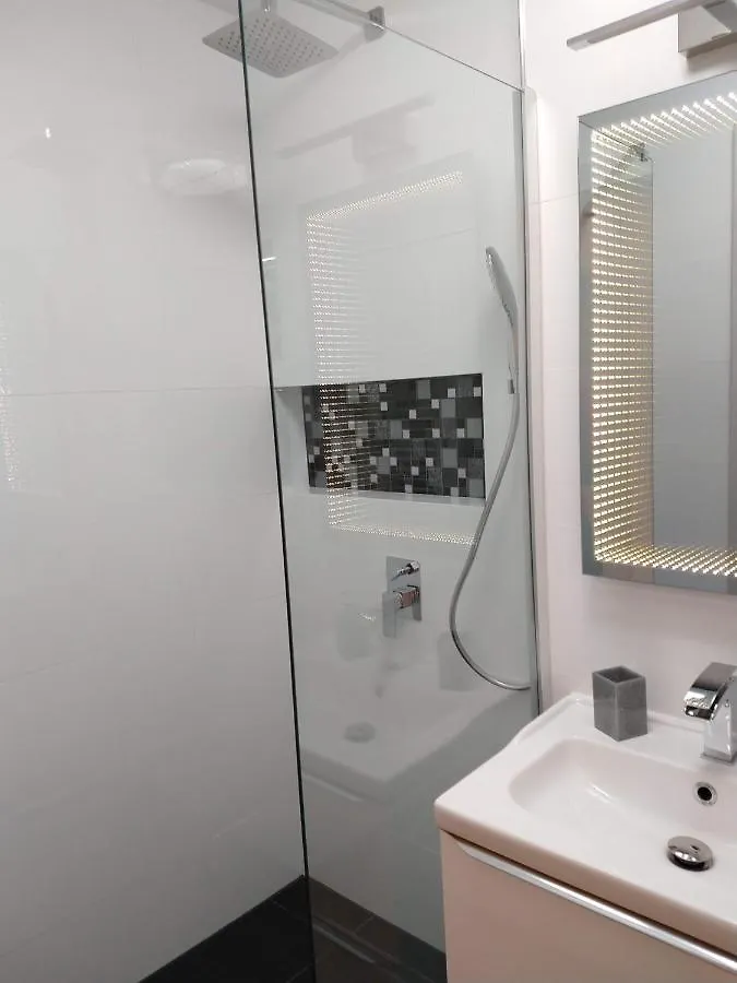 Jacuzzi Lazur Apartment Cracóvia